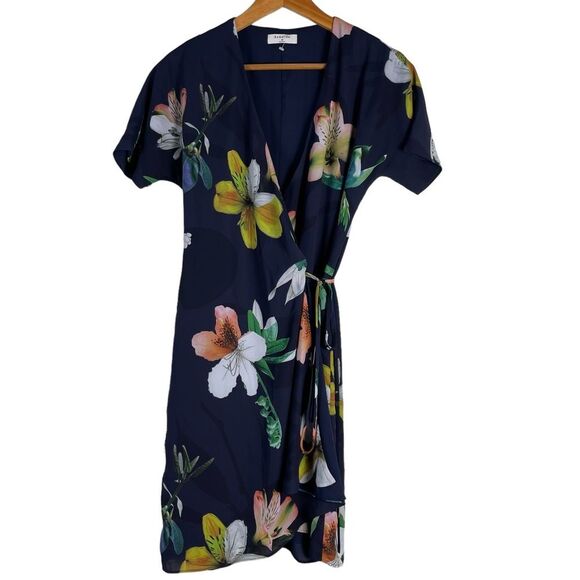 Aritzia Babaton Wallace Navy Floral Wrap Dress Short Sleeves Size XS - Picture 1 of 11